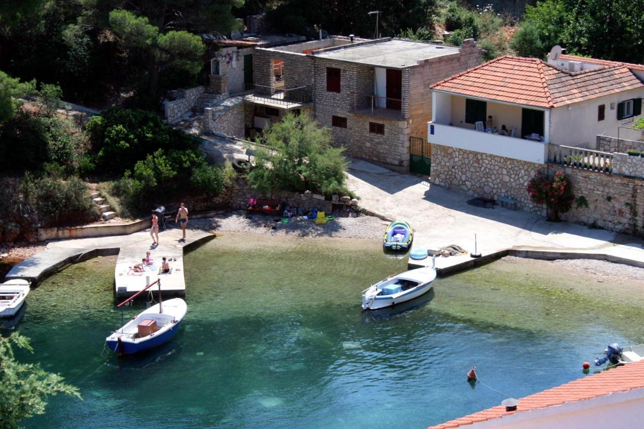 Apartments By The Sea Basina, Hvar - 116 วรอสกา ภายนอก รูปภาพ