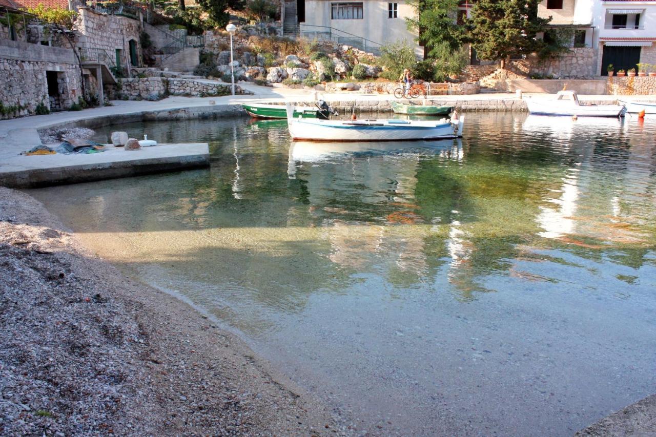 Apartments By The Sea Basina, Hvar - 116 วรอสกา ภายนอก รูปภาพ